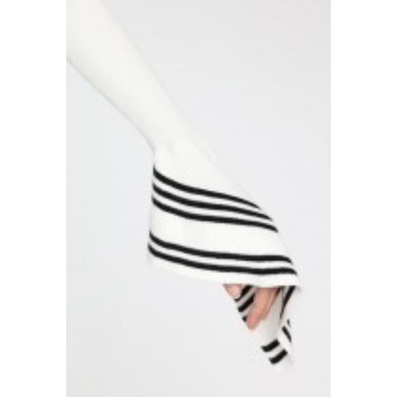 3/$25 Long Bell Sleeve Top w/Varsity Stripes - Picture 6 of 8